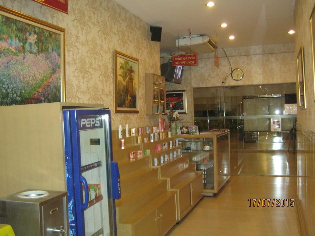Kyo-Un Hotel Saraburi Exterior photo
